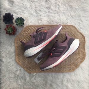 Adidas Ultraboost 22W
